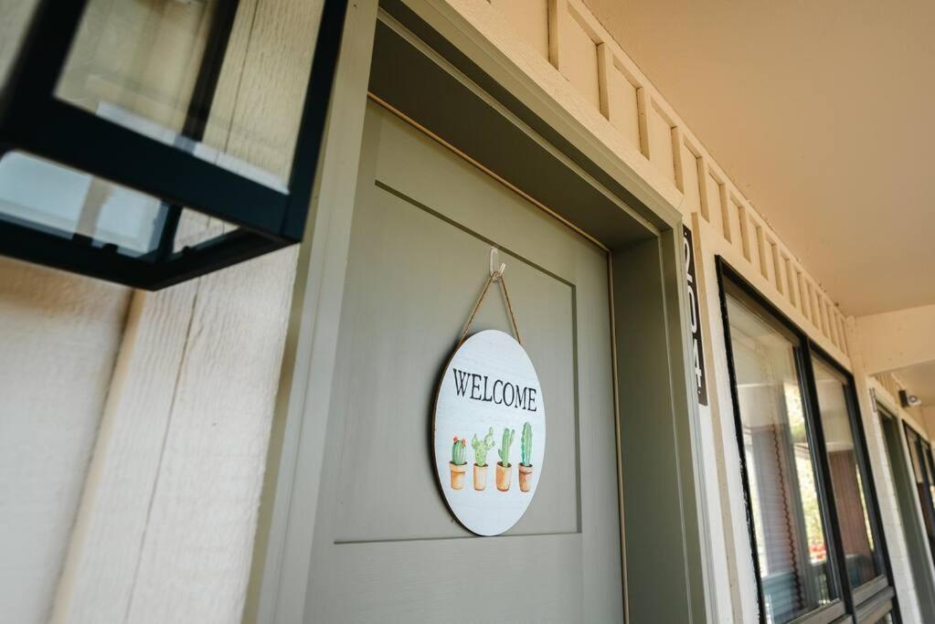 Pet Friendly Boho Condo With Pool--Fitness Center--Next To The Branson Landing--Close To Convention Center And Kanakuk Zewnętrze zdjęcie