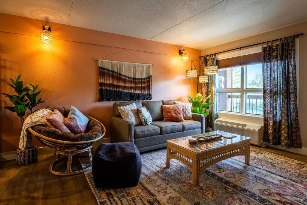 Pet Friendly Boho Condo With Pool--Fitness Center--Next To The Branson Landing--Close To Convention Center And Kanakuk Zewnętrze zdjęcie