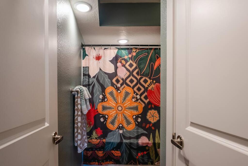 Pet Friendly Boho Condo With Pool--Fitness Center--Next To The Branson Landing--Close To Convention Center And Kanakuk Zewnętrze zdjęcie