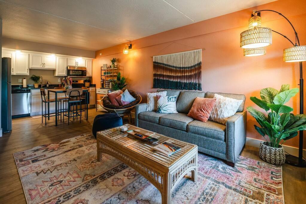 Pet Friendly Boho Condo With Pool--Fitness Center--Next To The Branson Landing--Close To Convention Center And Kanakuk Zewnętrze zdjęcie