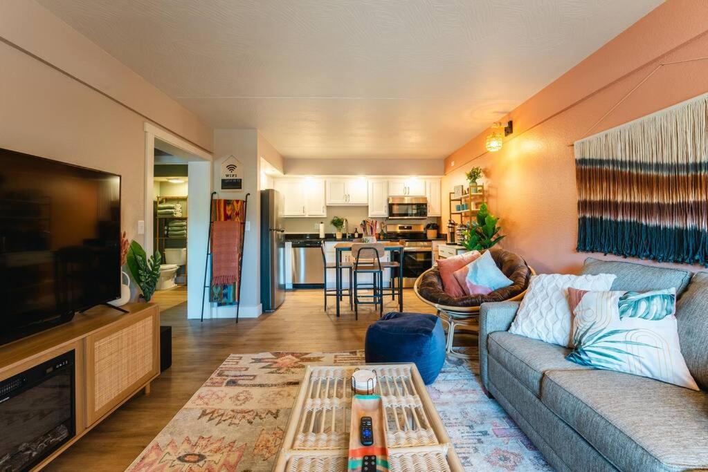 Pet Friendly Boho Condo With Pool--Fitness Center--Next To The Branson Landing--Close To Convention Center And Kanakuk Zewnętrze zdjęcie